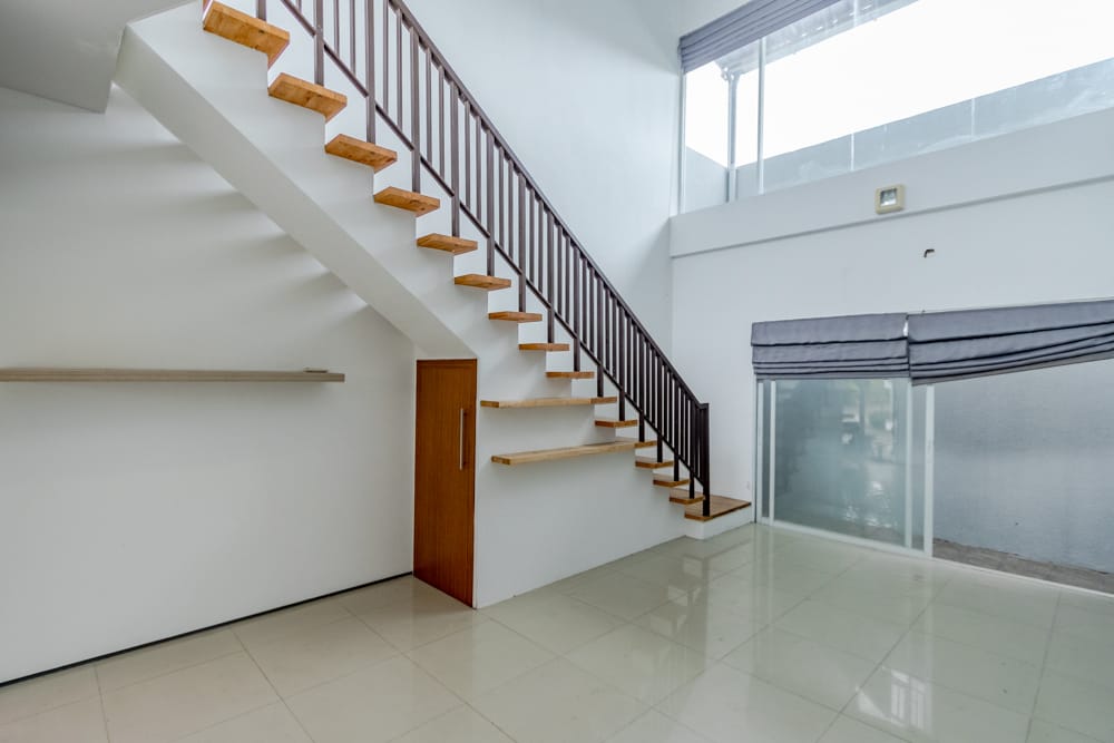 House thumbnail 4