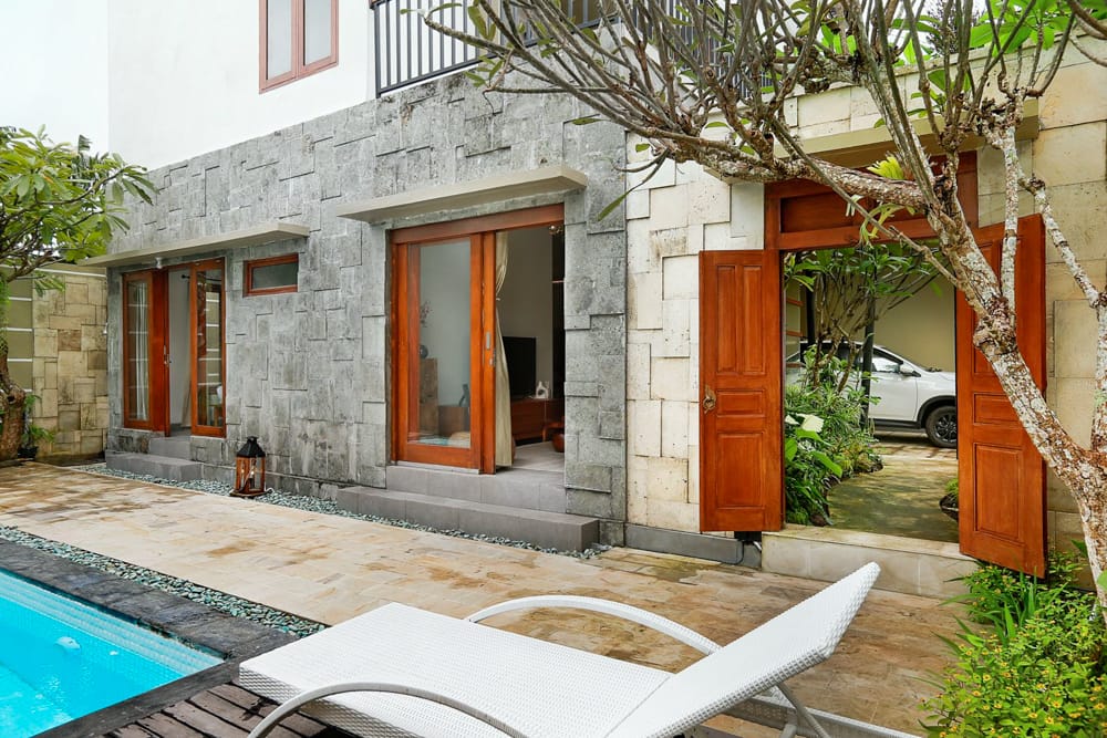 House thumbnail 2