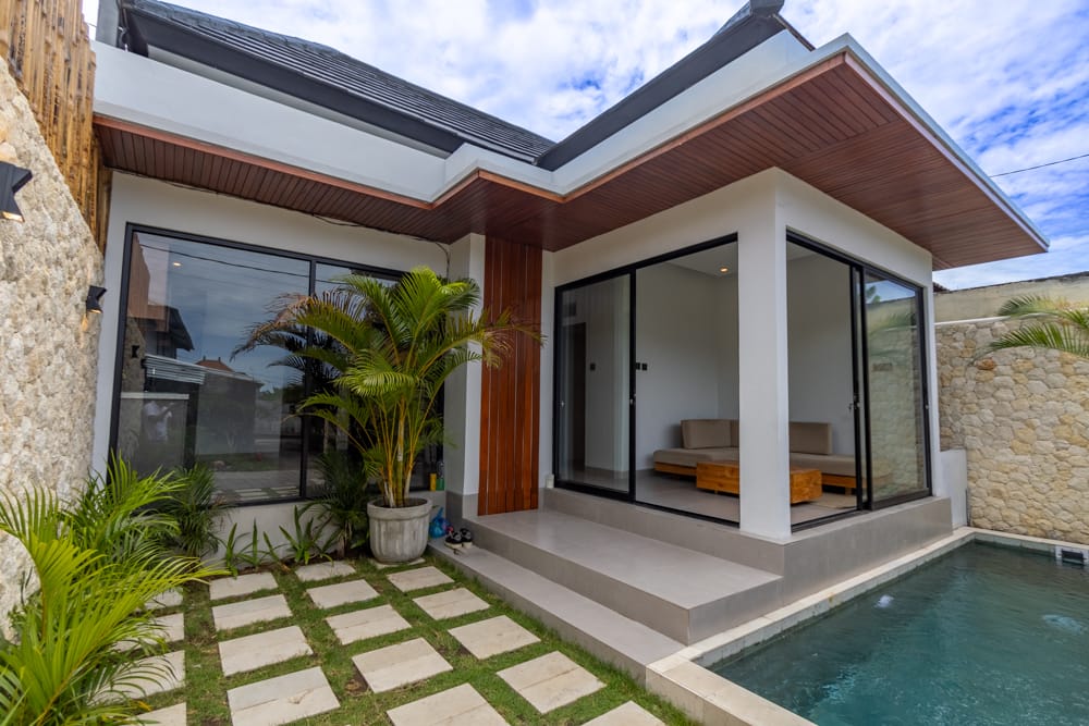 House thumbnail 1