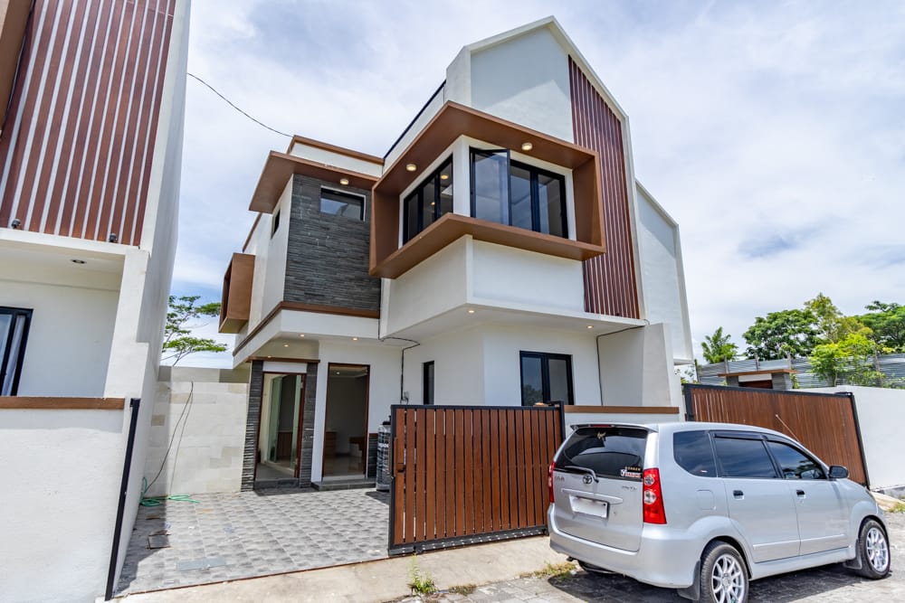 House thumbnail 1